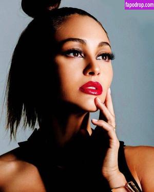 Lindsey Morgan photo #0047