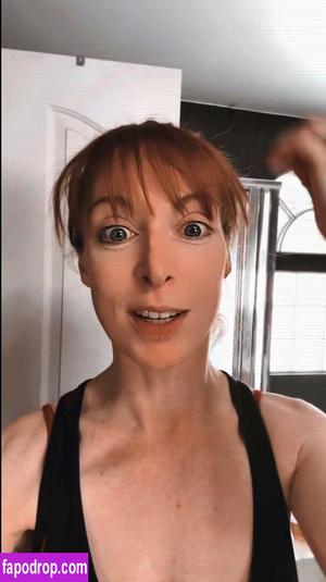 Lisa Foiles photo #0228