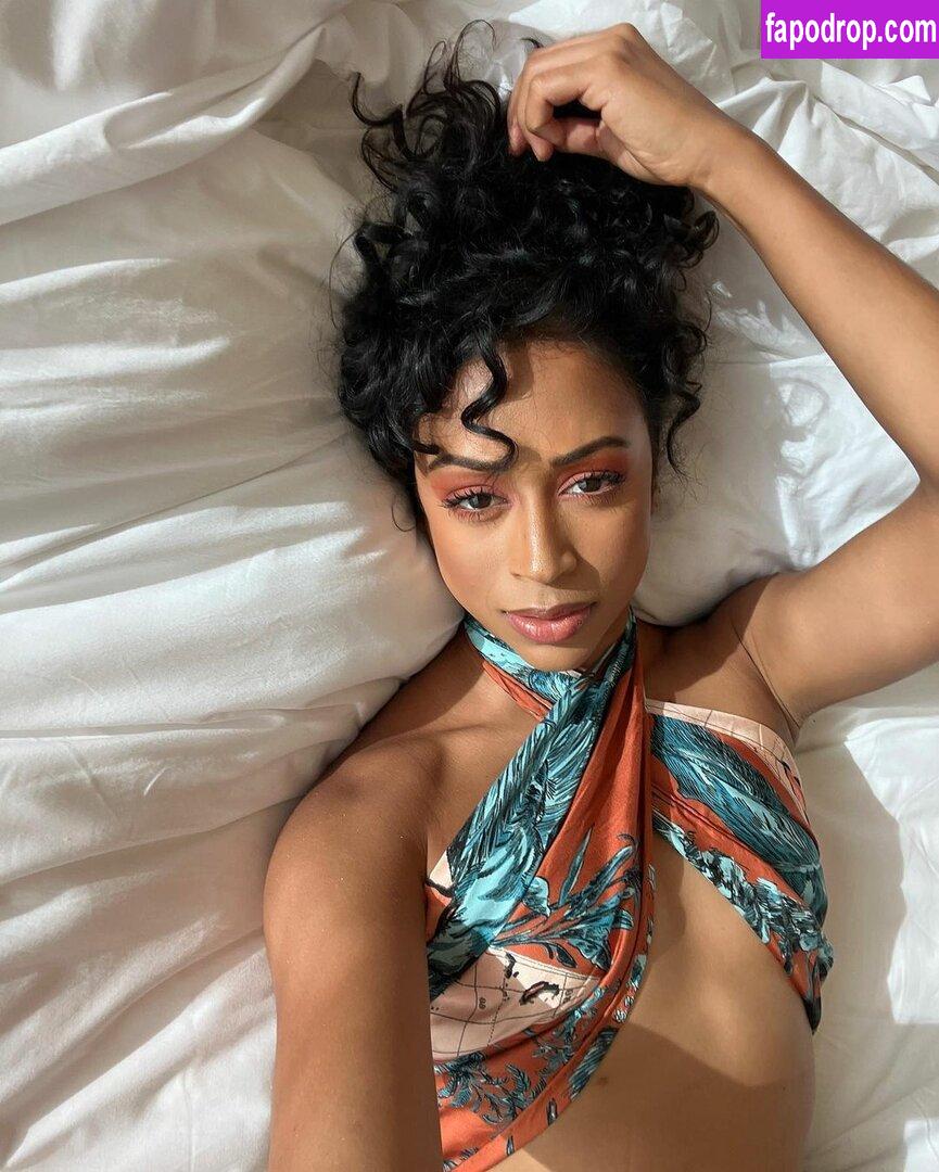 Liza Koshy / lizakoshy leak of nude photo #0031 from OnlyFans or Patreon