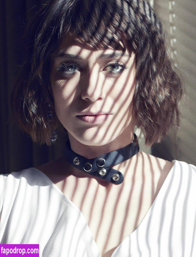 Lizzy Caplan / thelizzycaplan leak of nude photo #0080 from OnlyFans or Patreon