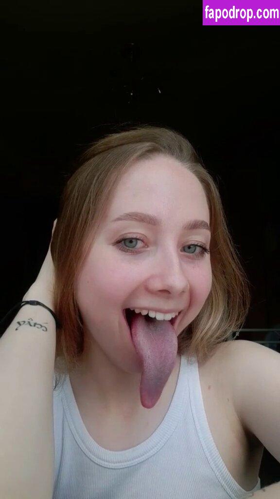 Long Tongue Fetish / _longtonguelewis / diqueentongue / longtonguelewis leak of nude photo #0309 from OnlyFans or Patreon