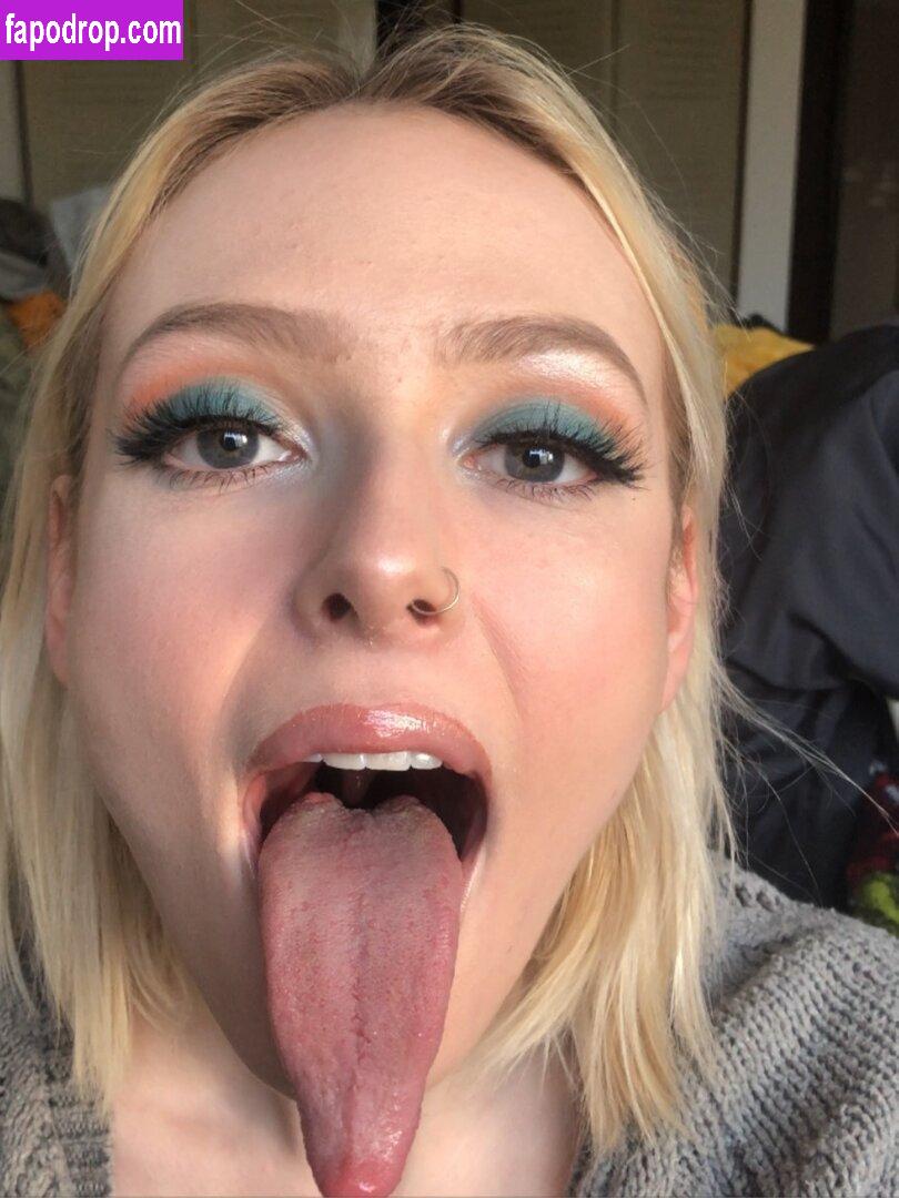 Long Tongue Fetish / _longtonguelewis / diqueentongue / longtonguelewis leak of nude photo #0310 from OnlyFans or Patreon