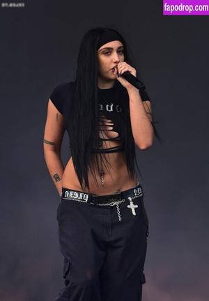 Lourdes Maria Ciccone Leon photo #0131