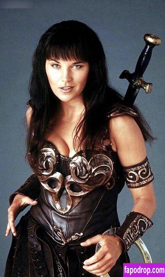 Lucy Lawless / RealLucyLawless слитое обнаженное фото #0044 с Онлифанс или Патреон