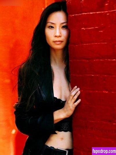 Lucy Liu / LucyLiu / brunettelucy слитое обнаженное фото #0056 с Онлифанс или Патреон