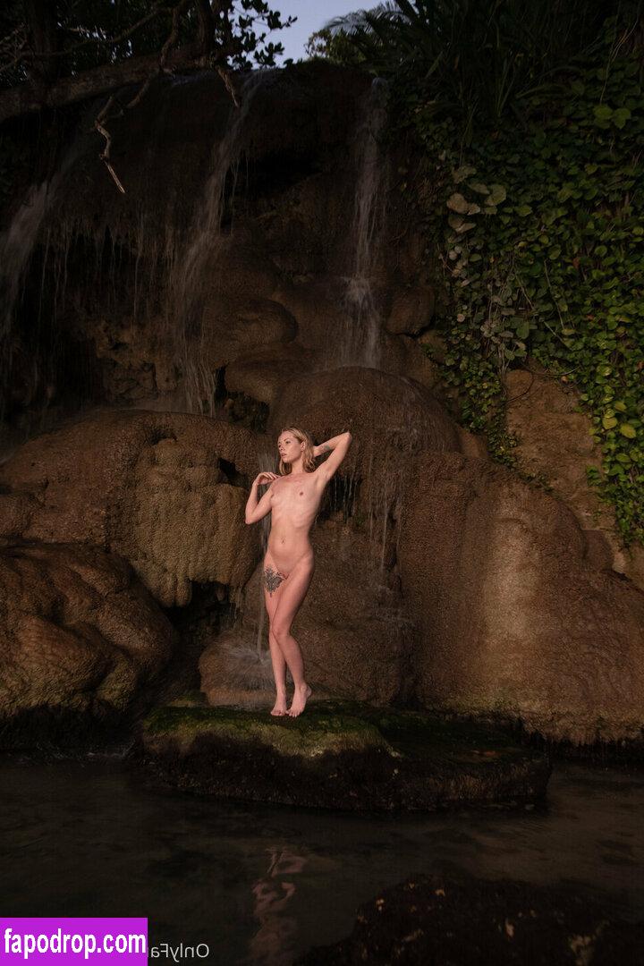 Lunaknightt / ashleygdh leak of nude photo #0228 from OnlyFans or Patreon