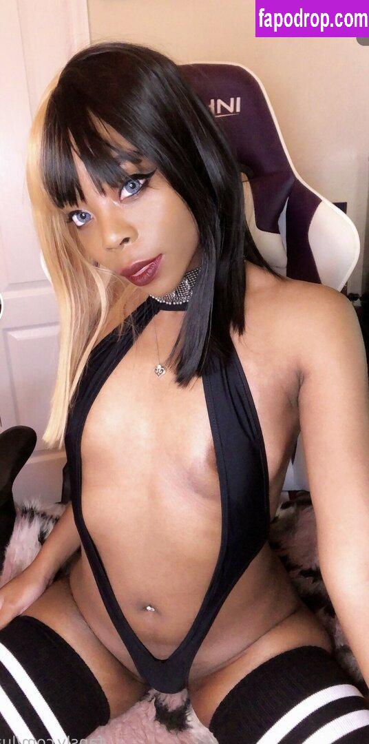Luxsteez / luxsteezcosplay leak of nude photo #0011 from OnlyFans or Patreon