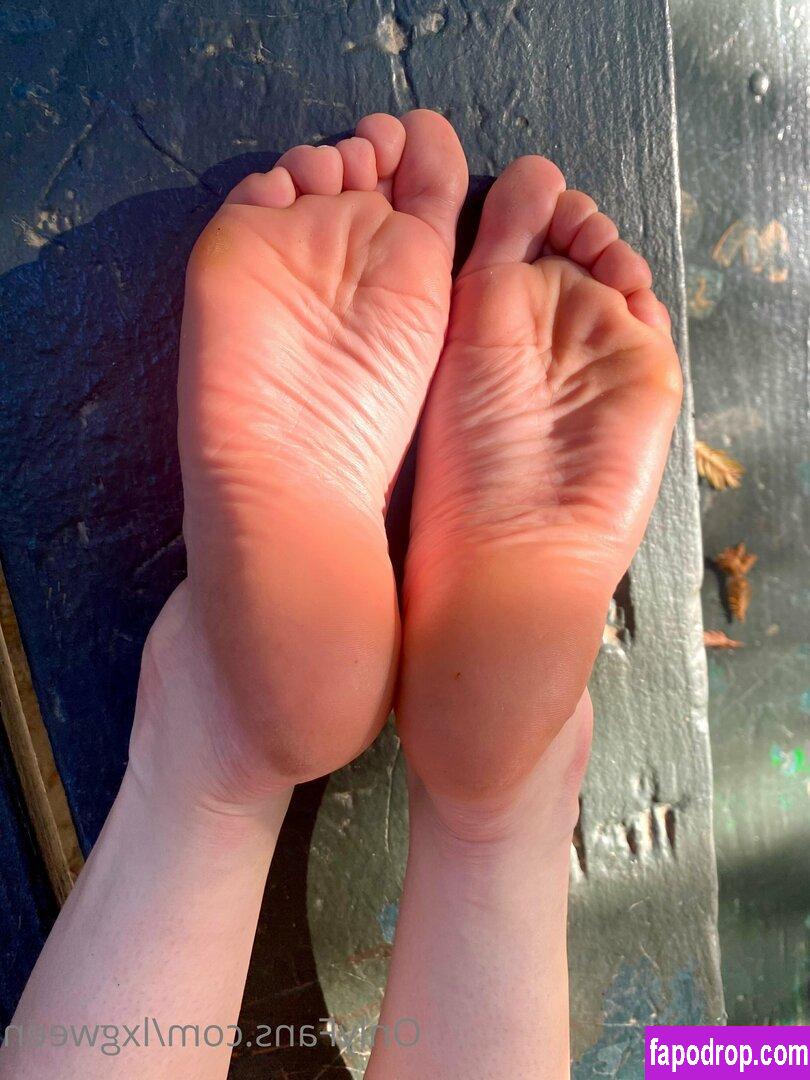 lxgween / marimyfeet leak of nude photo #0018 from OnlyFans or Patreon