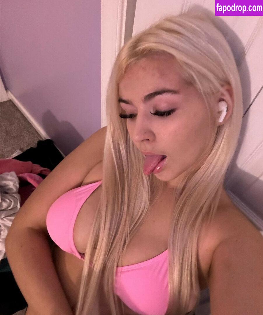 maddydeebaddie / maddybaddie / madelynmarieeee leak of nude photo #0015 from OnlyFans or Patreon