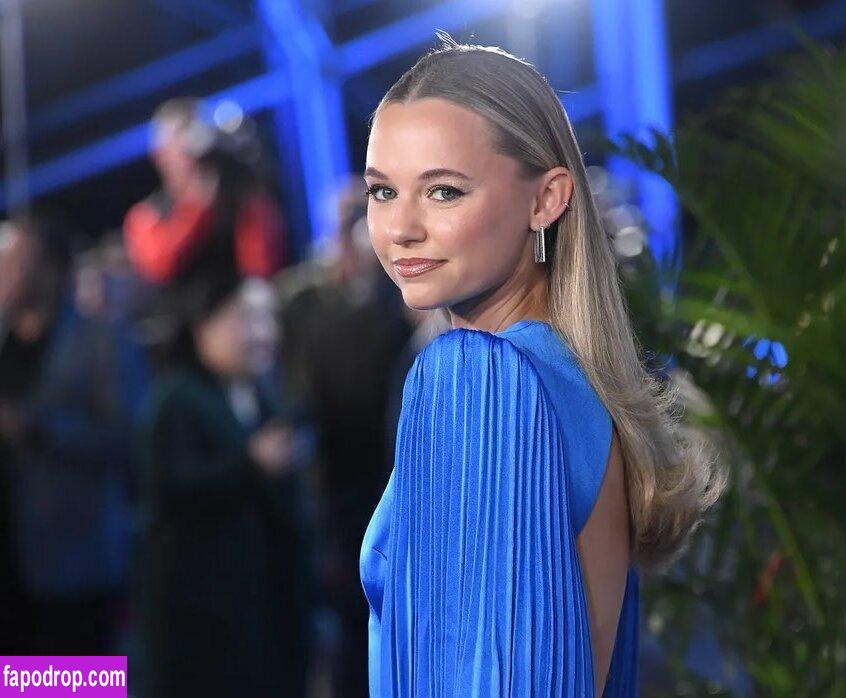 Madison Iseman / Jumanji / itsmsmadi / madisoniseman слитое обнаженное фото #0056 с Онлифанс или Патреон