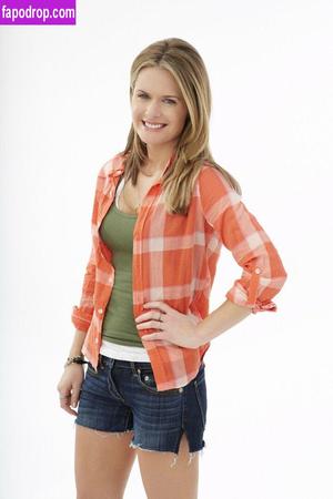 Maggie Lawson photo #0004