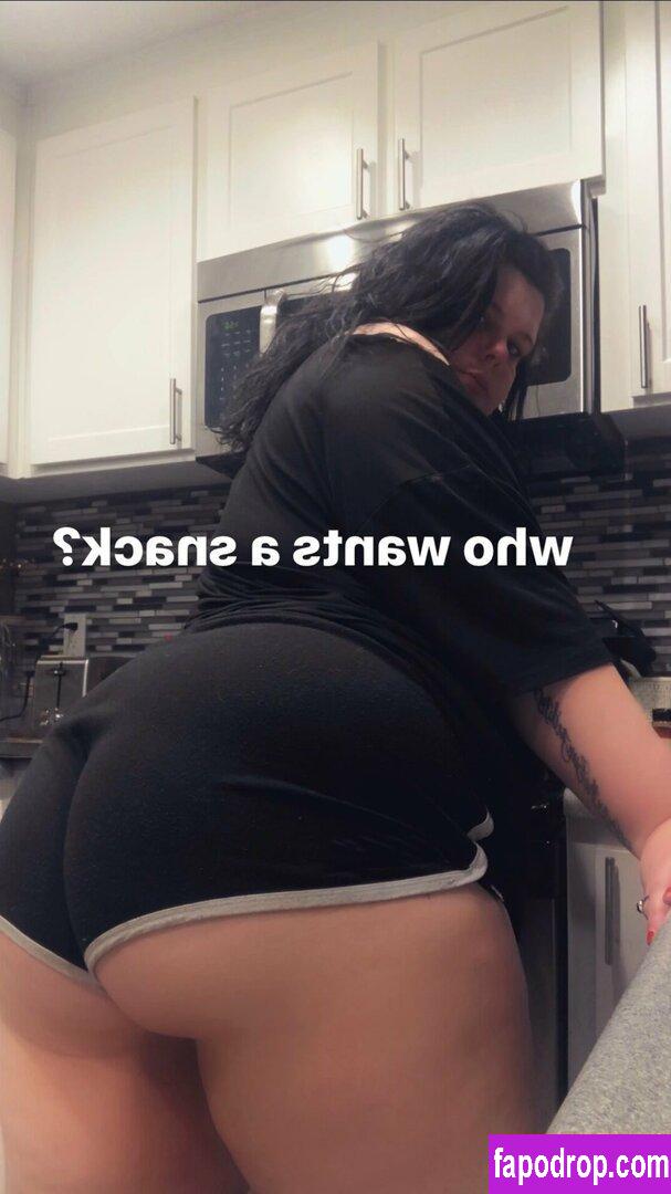 mamasthicc / memes_with_tracey leak of nude photo #0021 from OnlyFans or Patreon