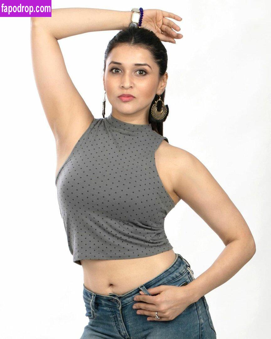 Mannara Chopra / memannara leak of nude photo #0014 from OnlyFans or Patreon