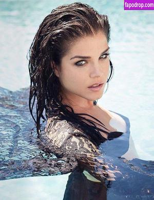 Marie Avgeropoulos leak #0006