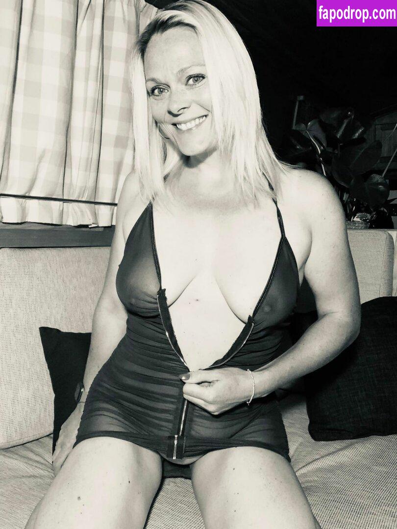 mariehotwife / hotwife.marie leak of nude photo #0001 from OnlyFans or Patreon