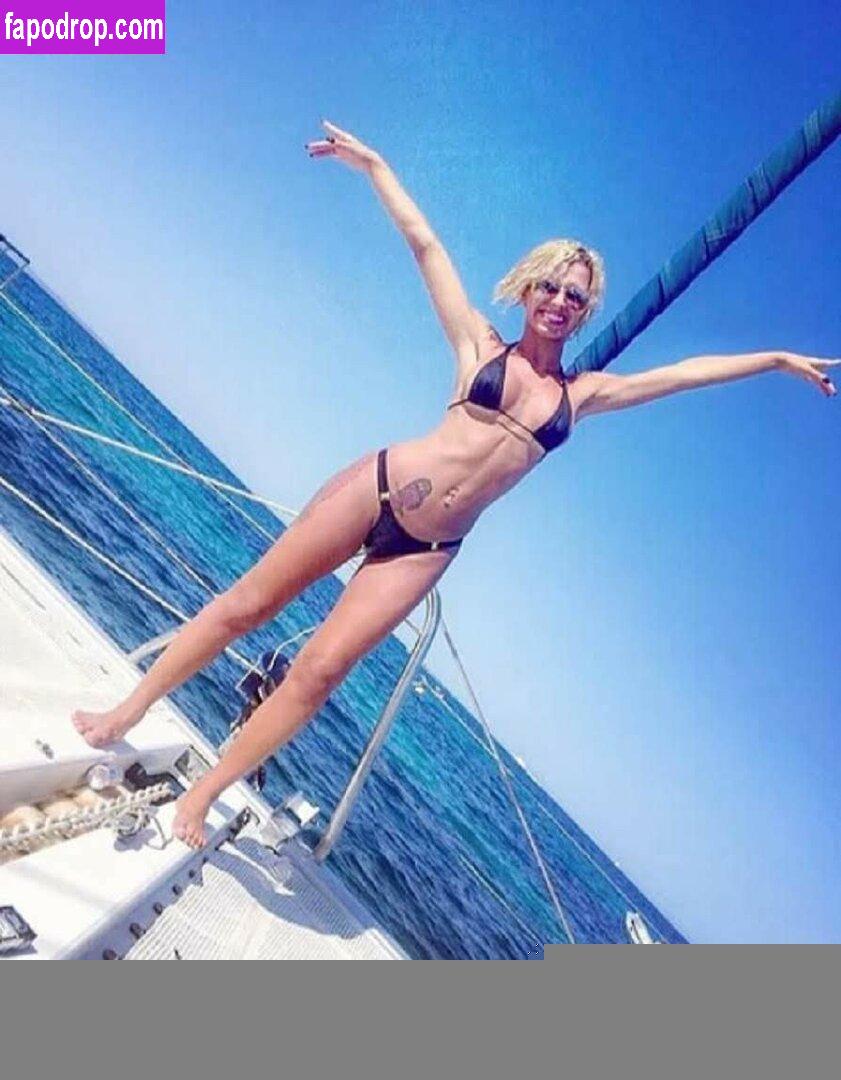 Marina Ambrosio / gabriiellafreiitas leak of nude photo #0002 from OnlyFans or Patreon