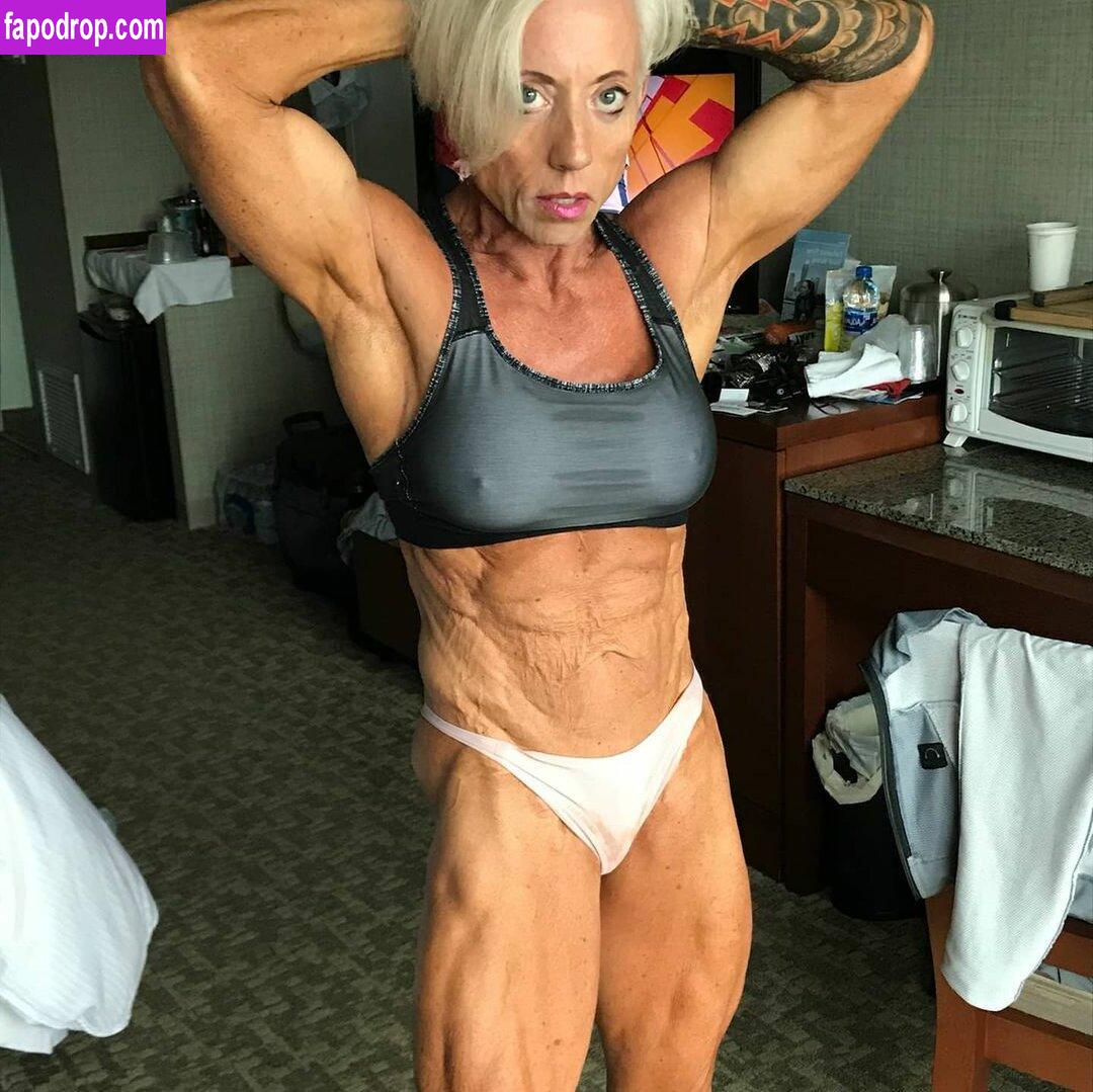 Mary Ann Wieckowski / _ifbbpro__mamuscle__ / sextank11 слитое обнаженное фото #0016 с Онлифанс или Патреон