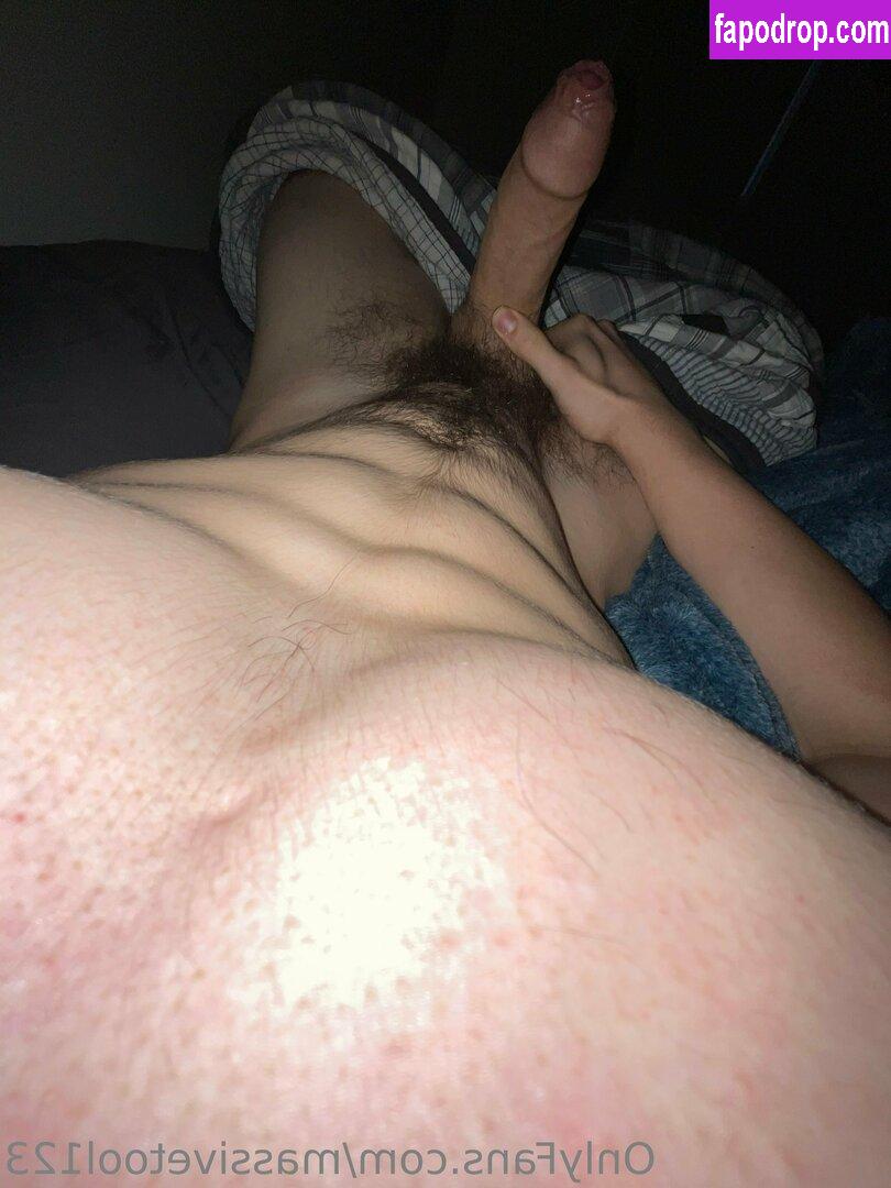 massivetool123 / mart0nnn leak of nude photo #0055 from OnlyFans or Patreon