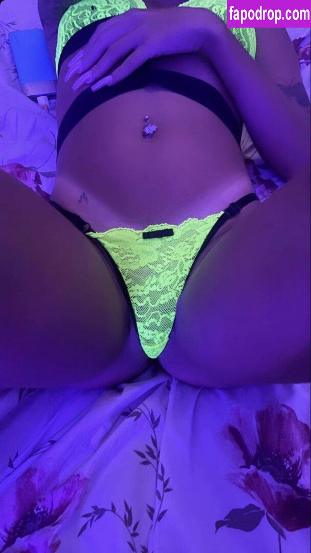 MC Thammy / Thammy Caroline / _thammycsh / _thammyy leak of nude photo #0019 from OnlyFans or Patreon