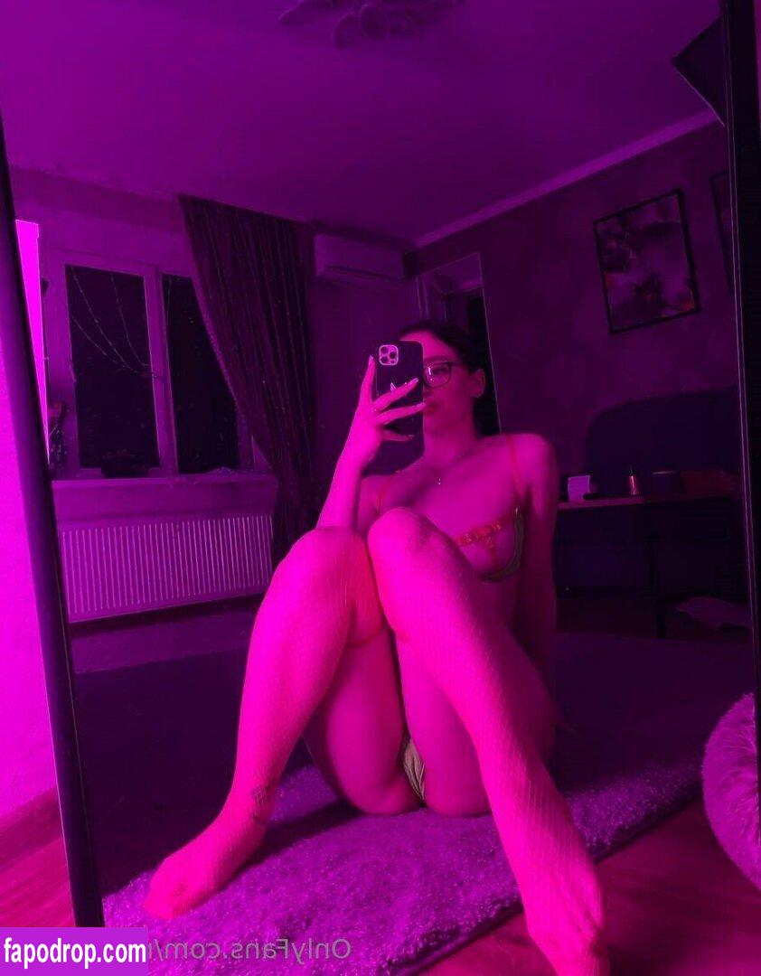 medixkate / lustful_light / lustful_lightvip / medixkateeeof / medixkkate / medixxxkate слитое обнаженное фото #0008 с Онлифанс или Патреон