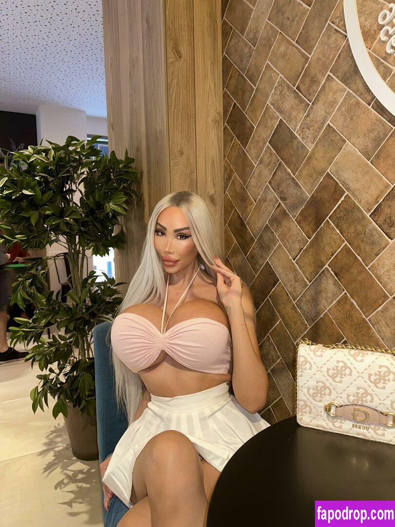 megan.million.official / luxury_doll2000cc / luxurydoll leak of nude photo #0011 from OnlyFans or Patreon