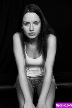 Merritt Patterson photo #0003