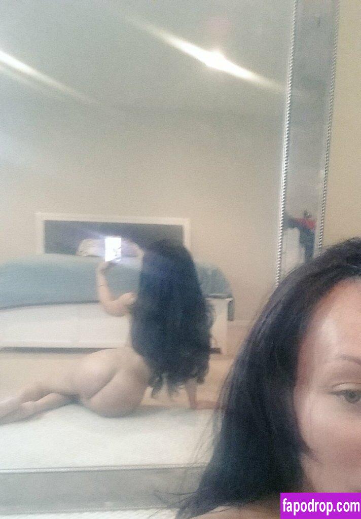 Mia Isabella / themiaisabella / theofficialmiaisabella leak of nude photo #0034 from OnlyFans or Patreon