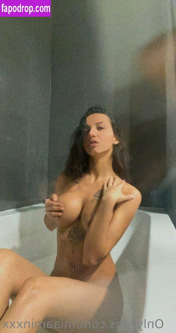 Miaa Minxx / Ava Ashouri / bitchynotnice / miaaminxx / miaaminxxx leak of nude photo #0014 from OnlyFans or Patreon