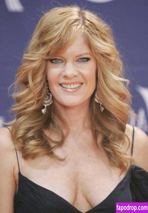 Michelle Stafford photo #0002