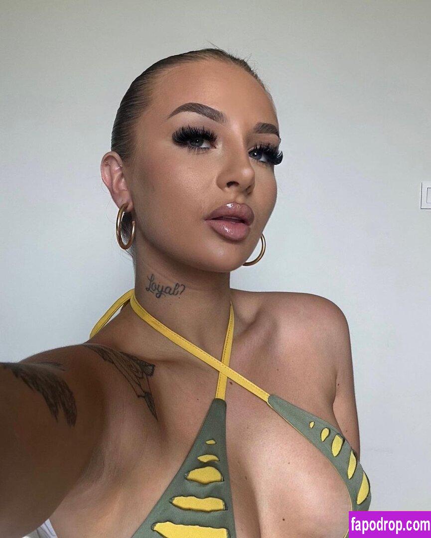 Michellemelodyx leak of nude photo #0004 from OnlyFans or Patreon