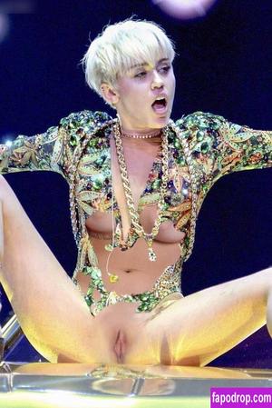 Miley Cyrus fakes фото #0036