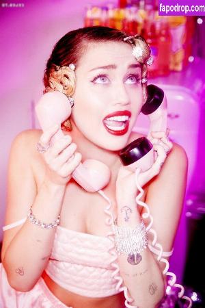 Miley Cyrus leak #1887