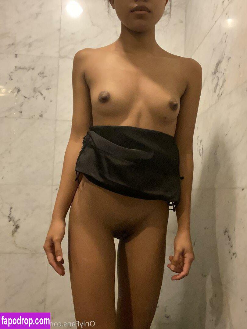 mira.cle /  leak of nude photo #0053 from OnlyFans or Patreon