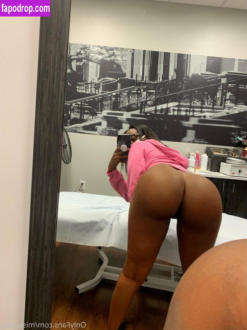 missusblu / Juicy Butt Queen / woochiewobbler leak of nude photo #0098 from OnlyFans or Patreon