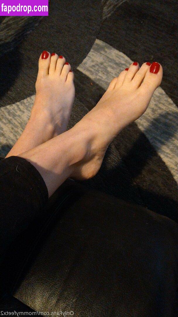 mommyfeetx2 / momdeenx leak of nude photo #0014 from OnlyFans or Patreon