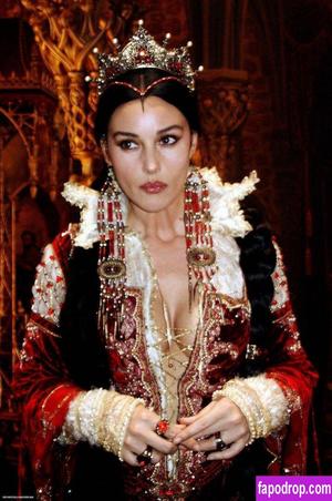 Monica Bellucci фото #0667