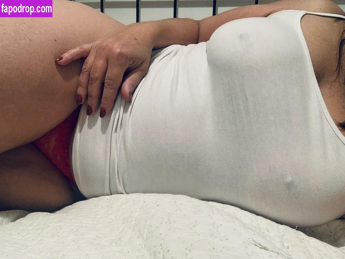 MrsSisiuXXX / mrs_sisiu / sexysisiuxxx leak of nude photo #0012 from OnlyFans or Patreon