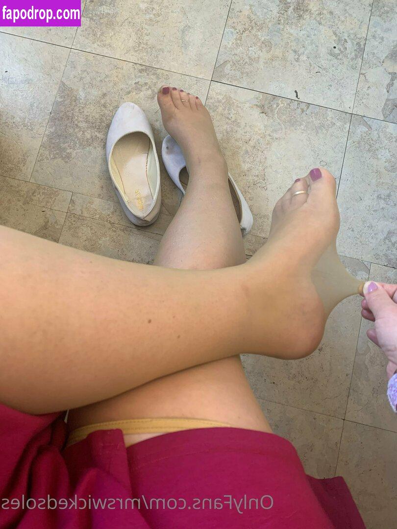 mrswickedsoles / wicked_littlesoles leak of nude photo #0018 from OnlyFans or Patreon