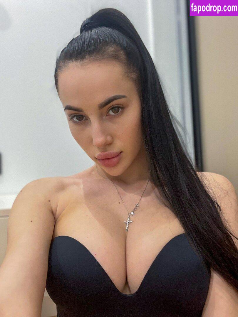 NadiVA / nadinva / nadivanc leak of nude photo #0001 from OnlyFans or Patreon