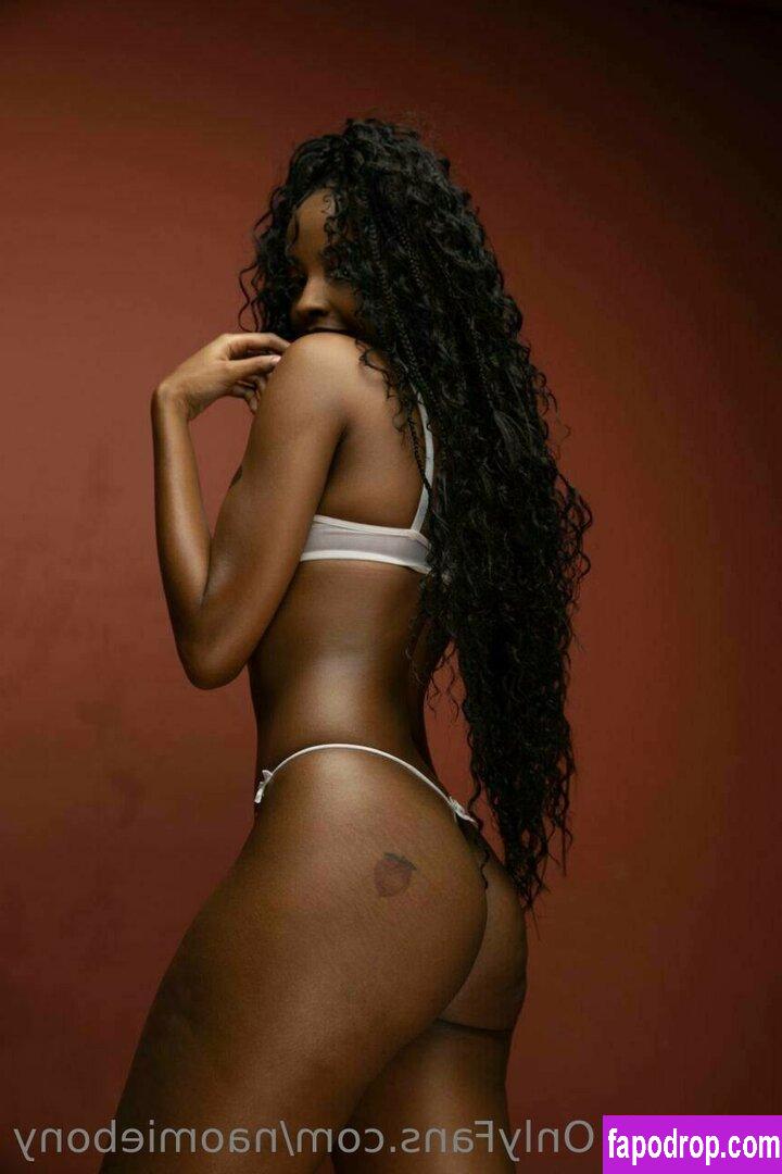 naomiebony / 𝑯𝒐𝒕 𝑴𝒐𝒄𝒉𝒂 𝑵𝒂𝒐𝒎𝒊 leak of nude photo #0012 from OnlyFans or Patreon