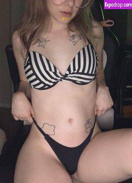 NessiPoodle / smoltidanimegirl / smoltidanimegrl leak of nude photo #0002 from OnlyFans or Patreon