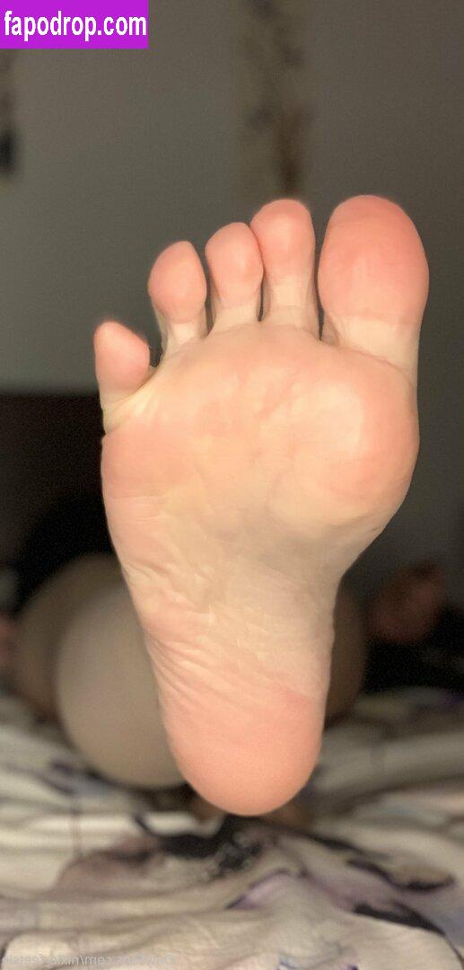 nixie_feetsie /  leak of nude photo #0007 from OnlyFans or Patreon