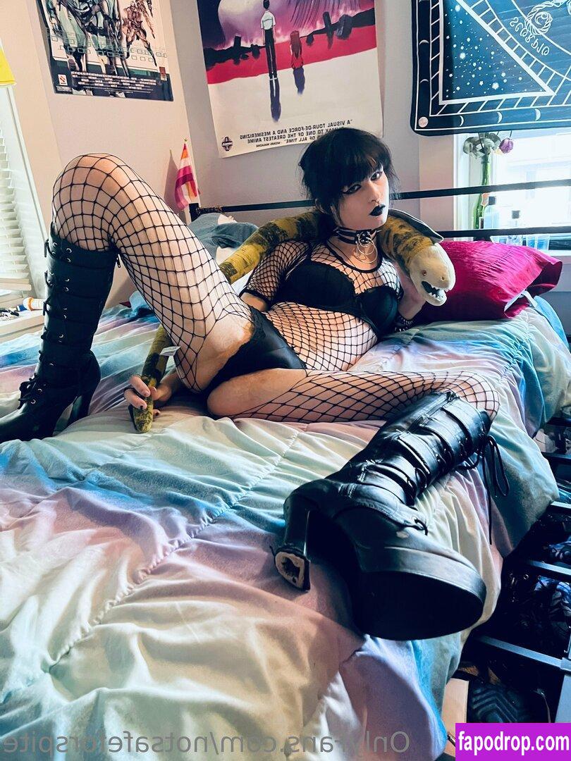 notsafeforspite / LiquidGoth / notsafeforcon / notsafeforself leak of nude photo #0052 from OnlyFans or Patreon