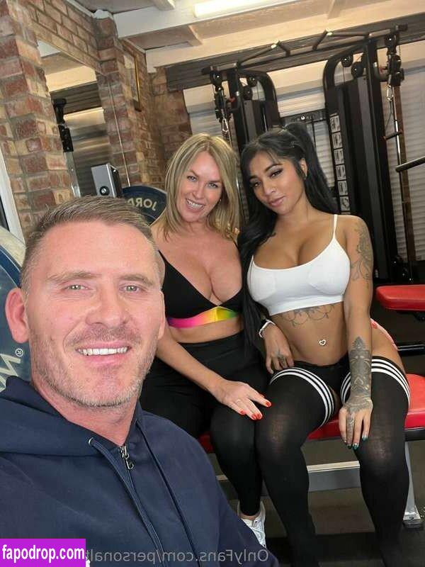 personaltrainersxxx / GymBunnies69 / personaltrainers4u leak of nude photo #0002 from OnlyFans or Patreon