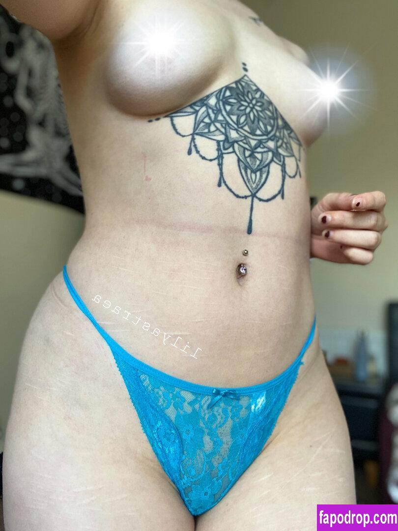 petiteredheadbabyfree / littleredridinginthe_hood leak of nude photo #0049 from OnlyFans or Patreon