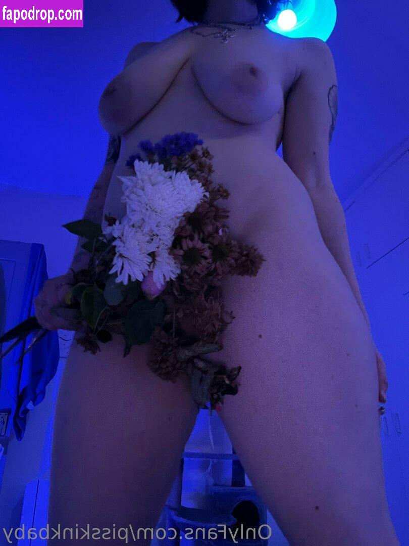 pisskinkbaby /  / Goddess Alice / Sentalice / Xalicee / a_licelee leak of nude photo #0078 from OnlyFans or Patreon