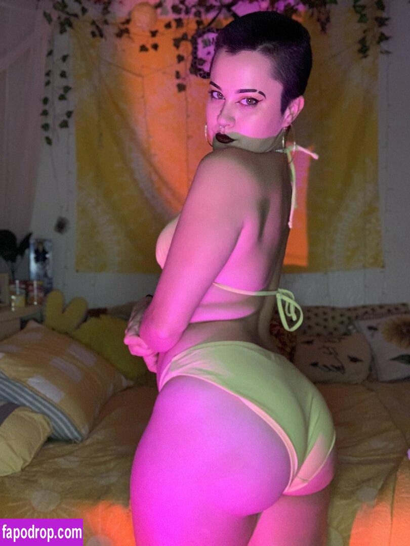 pixieloki / Pixie.loki / abrattypixie leak of nude photo #0002 from OnlyFans or Patreon