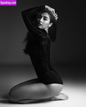 Pooja Hegde фото #0025