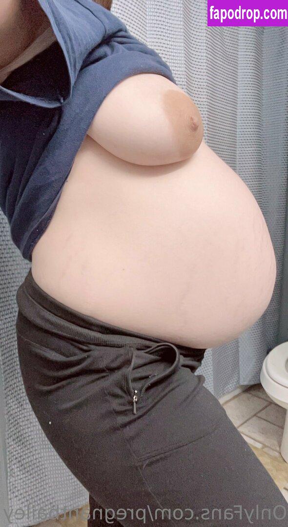 pregnantbailey /  leak of nude photo #0215 from OnlyFans or Patreon