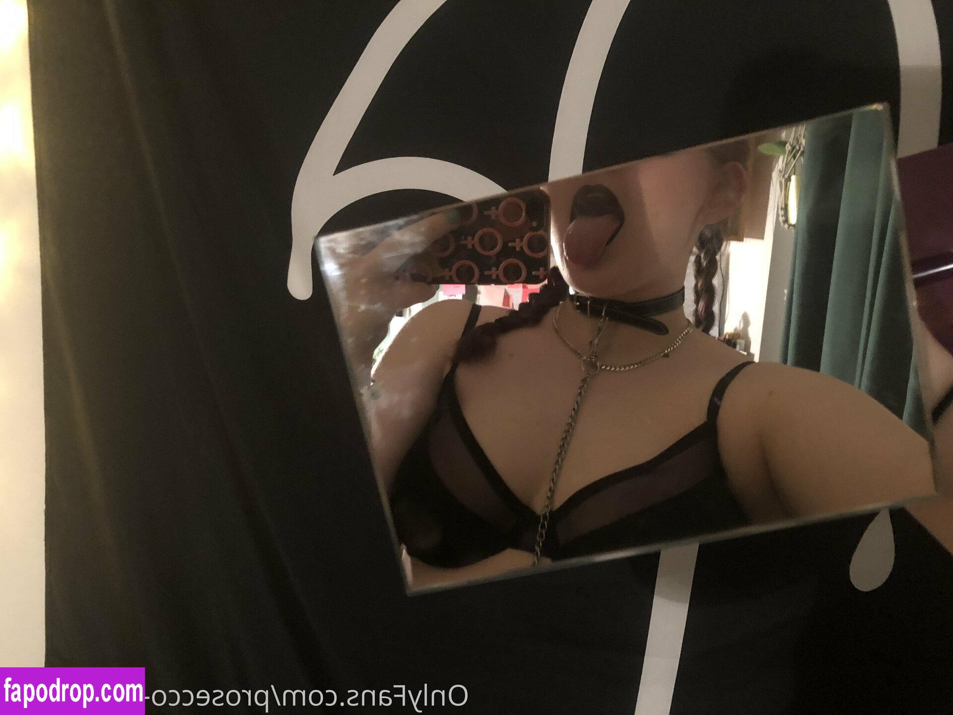 prosecco-glazed-lips / prosecco_glazed_lips leak of nude photo #0052 from OnlyFans or Patreon